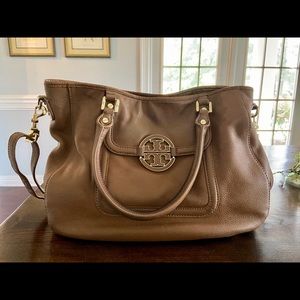 Tory Burch Amanda Hobo
